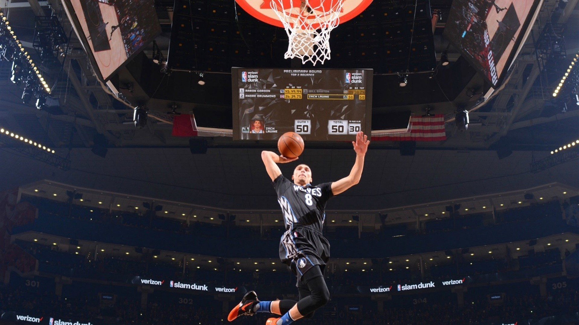kaiyun app下载-巨龙斗雄鹰，国安硬撼传奇军团，梅西星光难掩铁血之魂，赛后一抱定乾坤，赛后一抱定乾坤